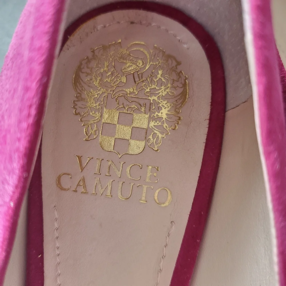 Vince Camuto purple faux suede 2½" heel shoes. 10M - Picture 10 of 10